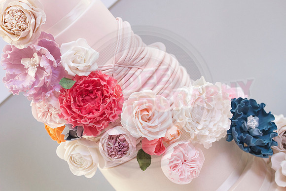 Wedding Cakes Through The Ages