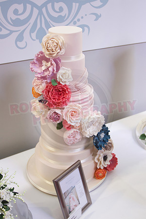 Wedding Cakes Through The Ages