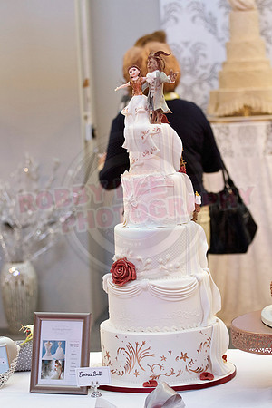 Wedding Cakes Through The Ages