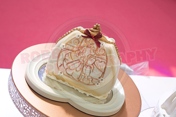 Wedding Cakes Through The Ages