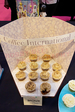 Cake International Cupcakes & Festive Cookies