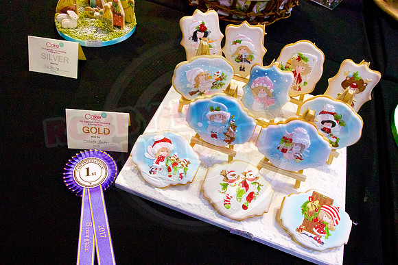 Rosette Winners Cake International