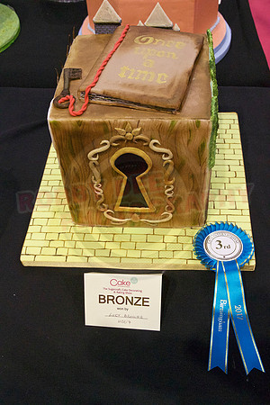 Rosette Winners Cake International