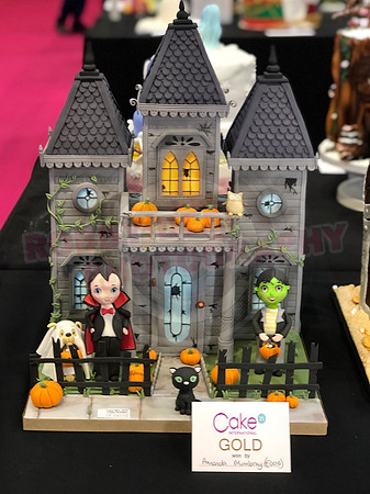 Class F: Illusion Cake