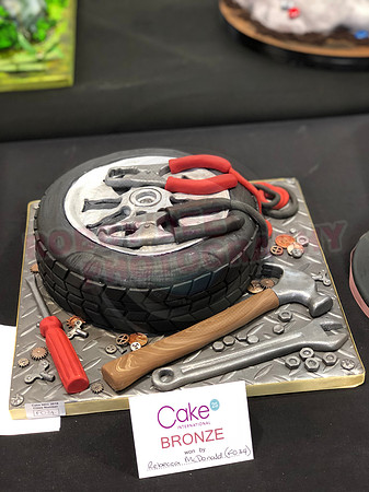 Class F: Illusion Cake