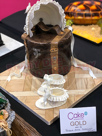 Class F: Illusion Cake