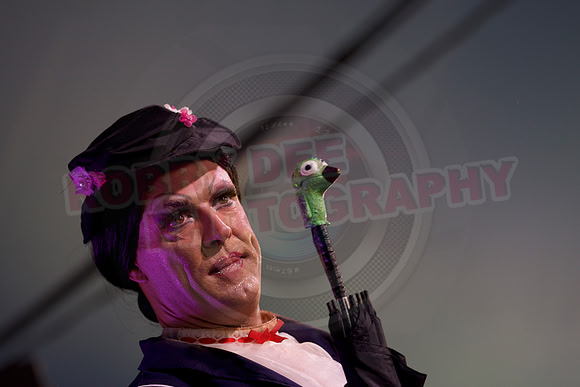 Drag with No Name