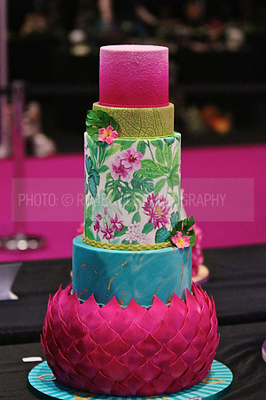 Eye Capturing Cake International Moments