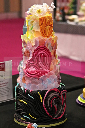 Eye Capturing Cake International Moments