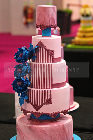 Eye Capturing Cake International Moments