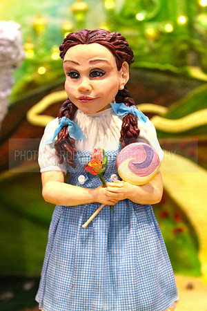 Eye Capturing Cake International Moments