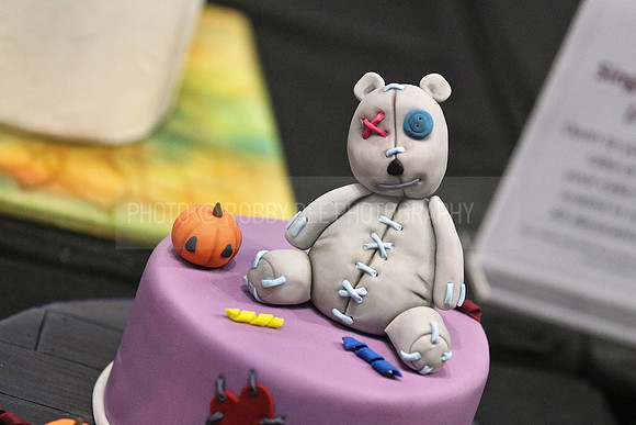 Eye Capturing Cake International Moments