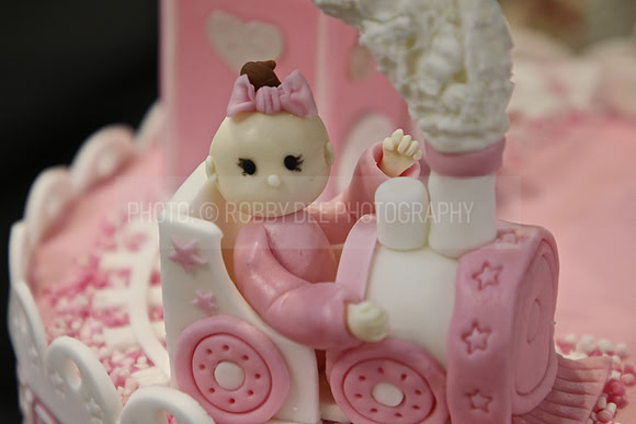 Eye Capturing Cake International Moments